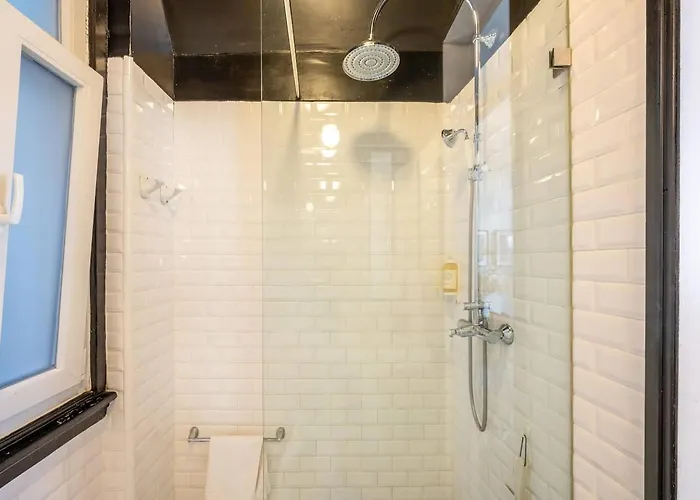 Elegant W Balcony In Bairro Alto Apartament Lizbona