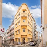 Elegant W Balcony In Bairro Alto Appartement